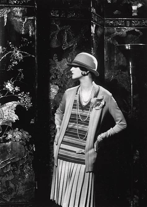 coco chanel suits 1920's|what was coco chanel's inspiration.